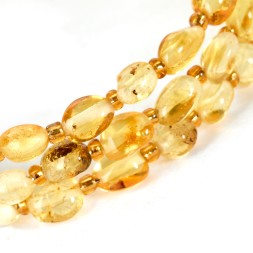 Браслет &quot;Сливка&quot; из Янтаря на струне