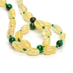 Бусы детские &quot;Сливка&quot; из Янтаря с малахитом