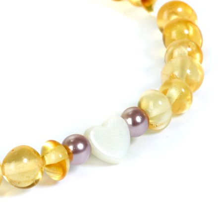 Браслет детский &quot;Сердечко&quot; из Янтаря с перламутром купить